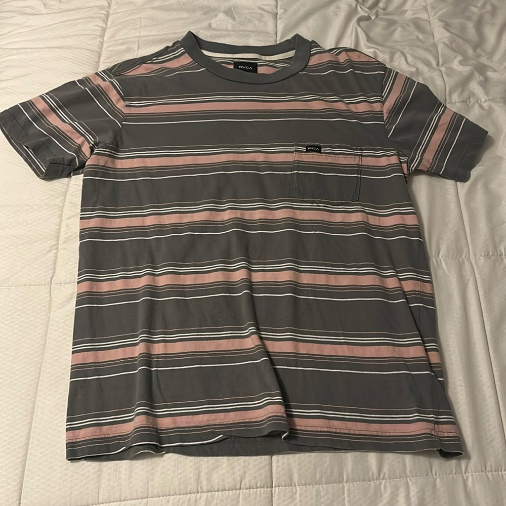 Men’s RVCA Size Small Grey and Pink Striped T-Shirt